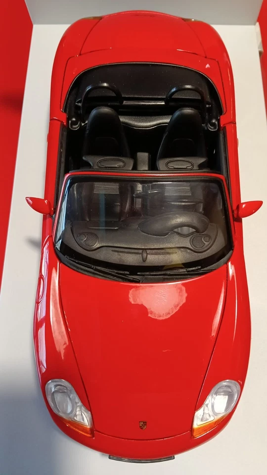 UT MODELS 1/18 PORSCHE BOXSTER 1996 CABRIOLET RED - Immagine 3 di 4
