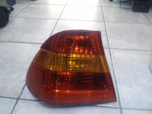 Orig. Heckleuchte Rücklicht links BMW 316i E46 6907933