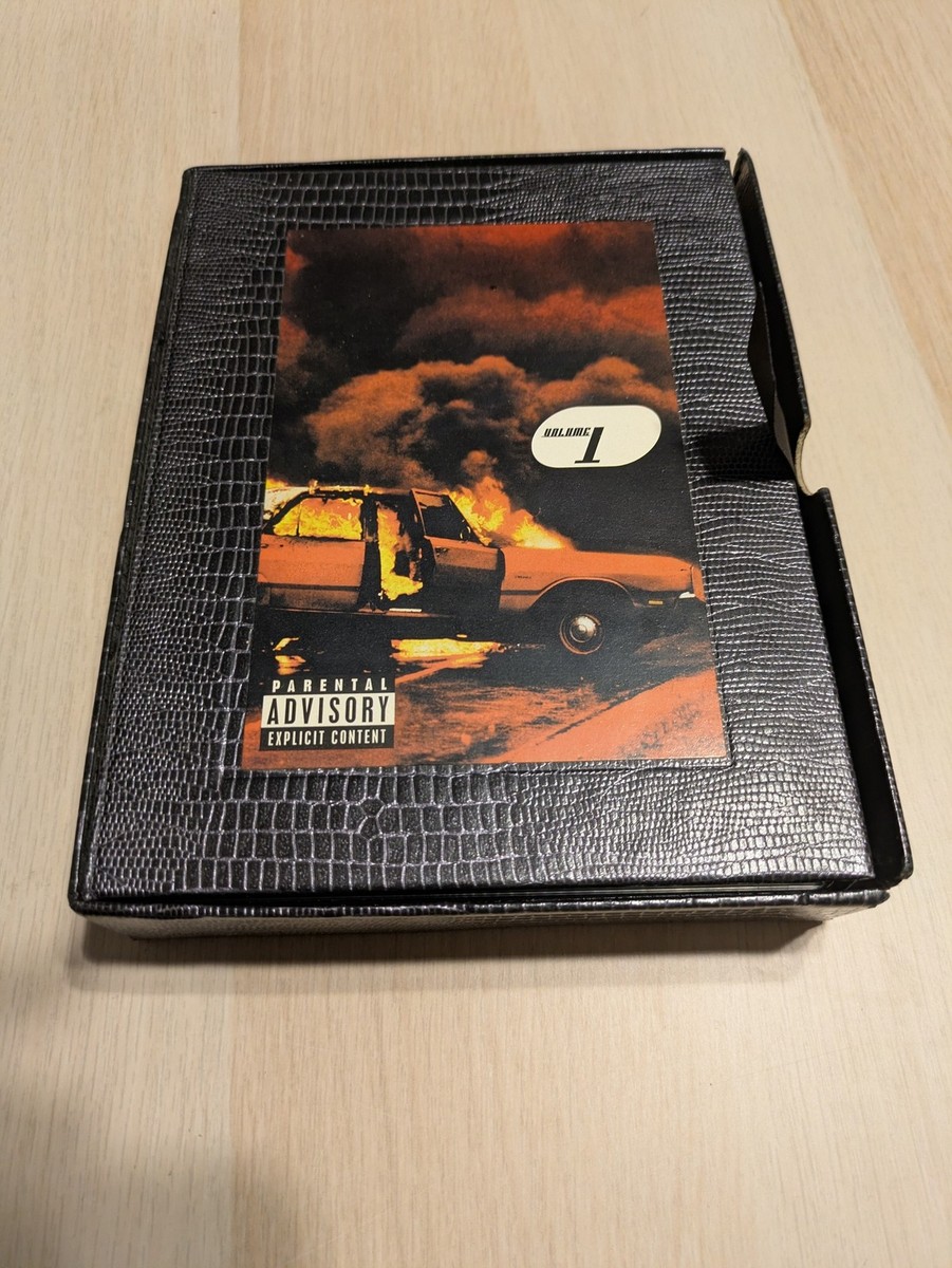 MOTLEY CRUE - Music To Crash Your Car To, Volume 1 | eBay