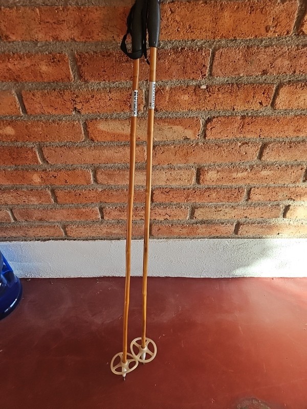 VINTAGE NORDIC CROSS COUNTRY SKI POLES 135 mm BAMBOO NORDIC SKI POLES