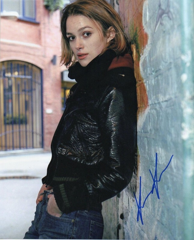 Autographed Keira Knightley Hot 8 x 10 Photo Signed with COA  