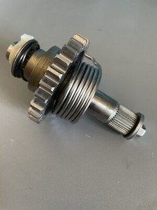 2001 YAMAHA YZ250 2-STROKE Kickstarter Kick Starter Gear Shaft Assembly YZ 250 .