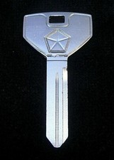 Y154 1990-1992 Mopar Key Blank Chrysler Plymouth Dodge Jeep Pentastar Logo Nos