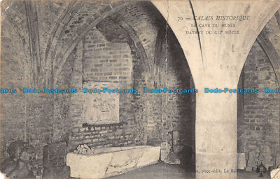 R093957 Calais Historique. La Cave du Musee Datant du XIIe Siecle. 1906
