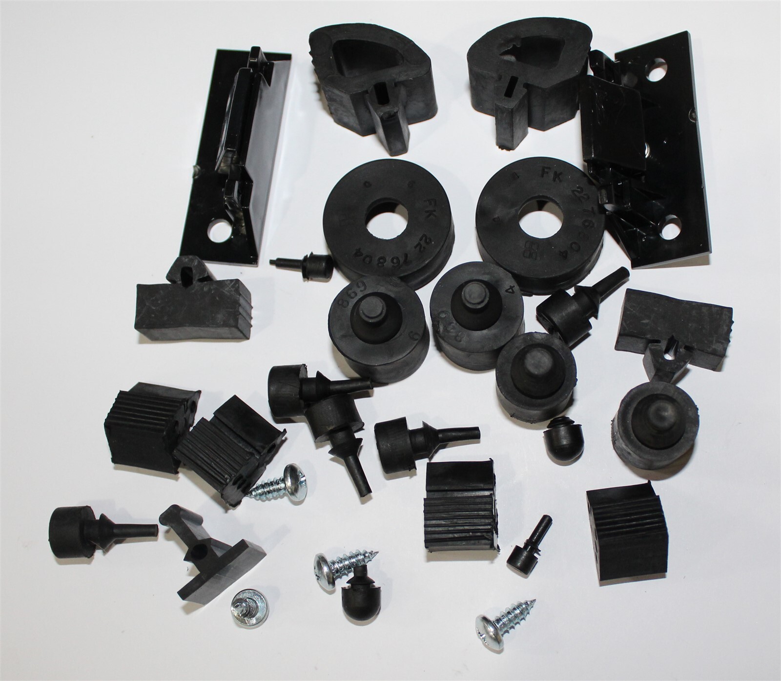 Mopar 1972-74 Dodge C-Body 2-Door Body Bumper Kit  