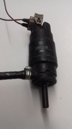 BMW 5ER E34 Waschwasserpumpe 1391358 ORIGINAL