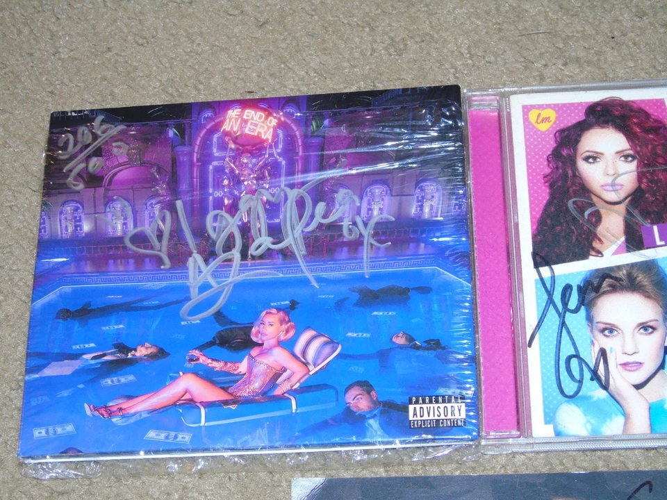 Lot of 2 cd's and 1 Insert Autographed Iggy Azalea End of Era DNA Fifth Harmony Foto 2 de 4