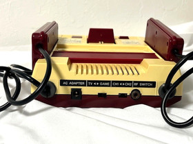 Nintendo HVC-001 Famicom With Box Japan original Console Tested