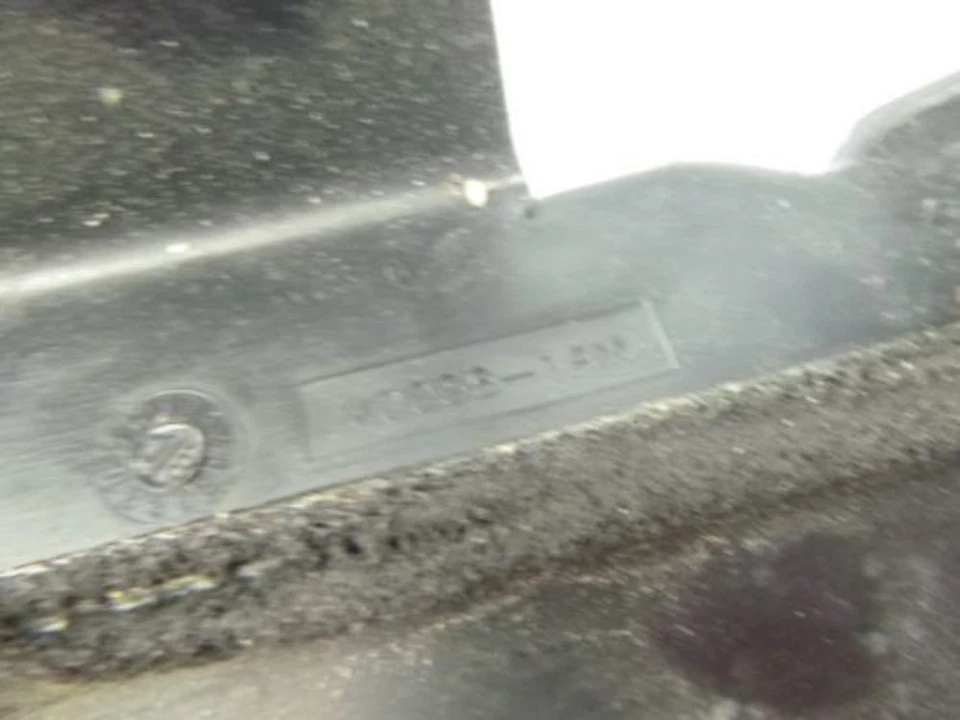 Buell 1125 CR R Left Inner Duct Tube M0038 1AM - Изображение 3 из 4