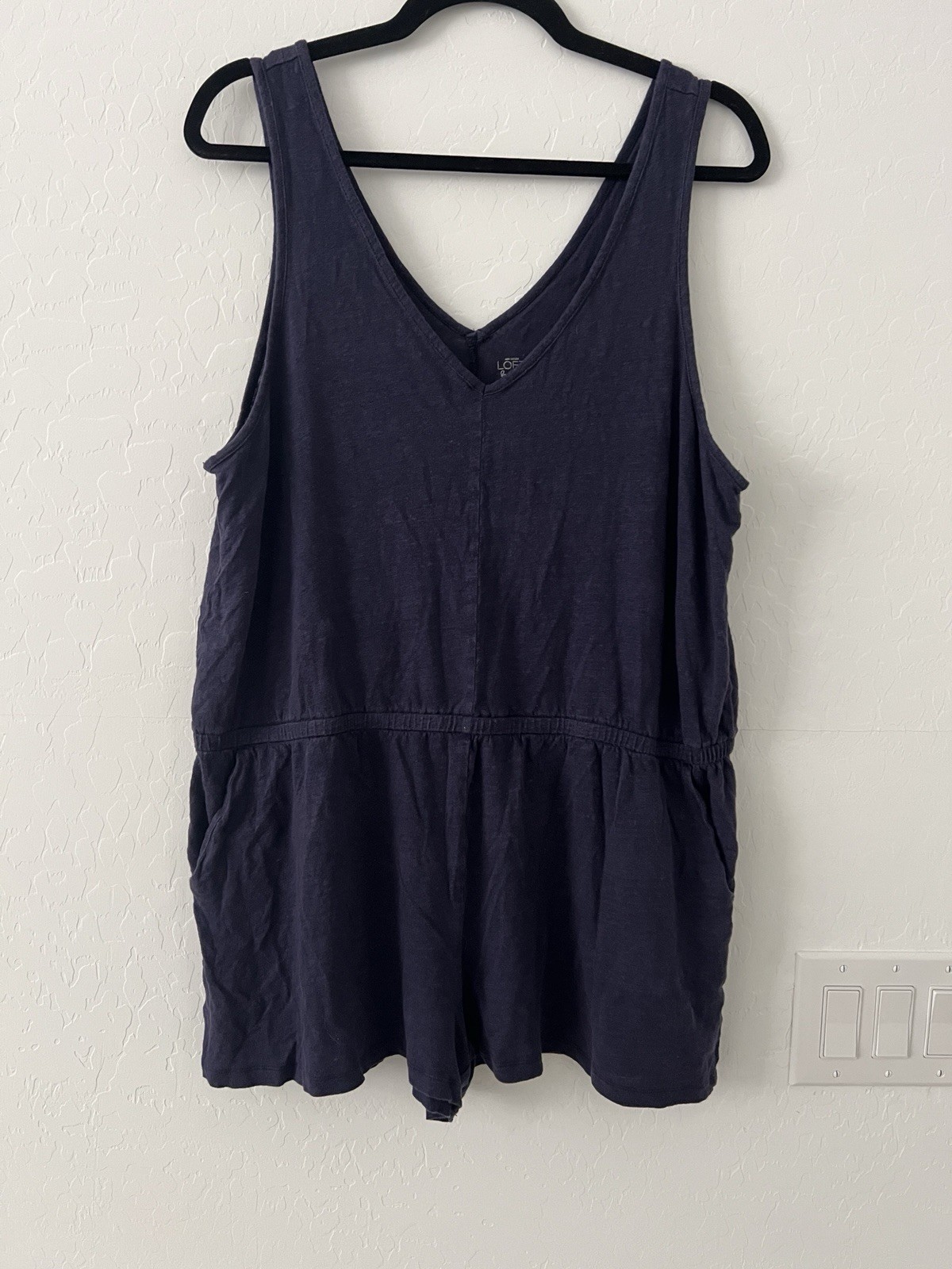 Ann Taylor LOFT Beach Women’s XL 100% Linen Navy Sleeveless Romper V-Neck