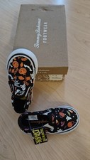 Tommy Bahama toddler Halloween glow in the dark slip on sneakers NWT Size 5