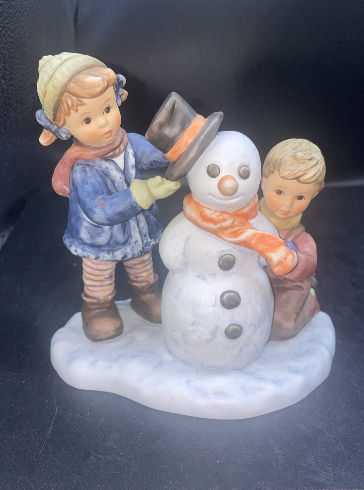 Goebel Hummel “Crowning Touch” BH 82 (1999) Porcelain Figurine