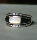 Vintage Navajo Ted OTT Sterling Silver Black Onyx Shell Ring — photo 3