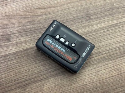 本日限りお値下げ！SONY WALKMAN DD QUARTZ WM-DD9 s-l400.jpg