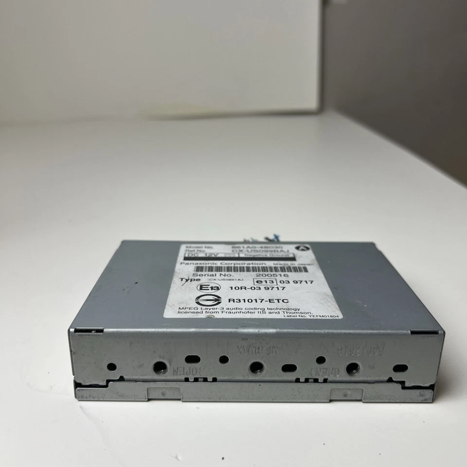 2011 TOYOTA HIGHLANDER HYBRID MEDIA INTERFACE CONTROL MODULE 861A0-48030 OEM - Image 2 of 4