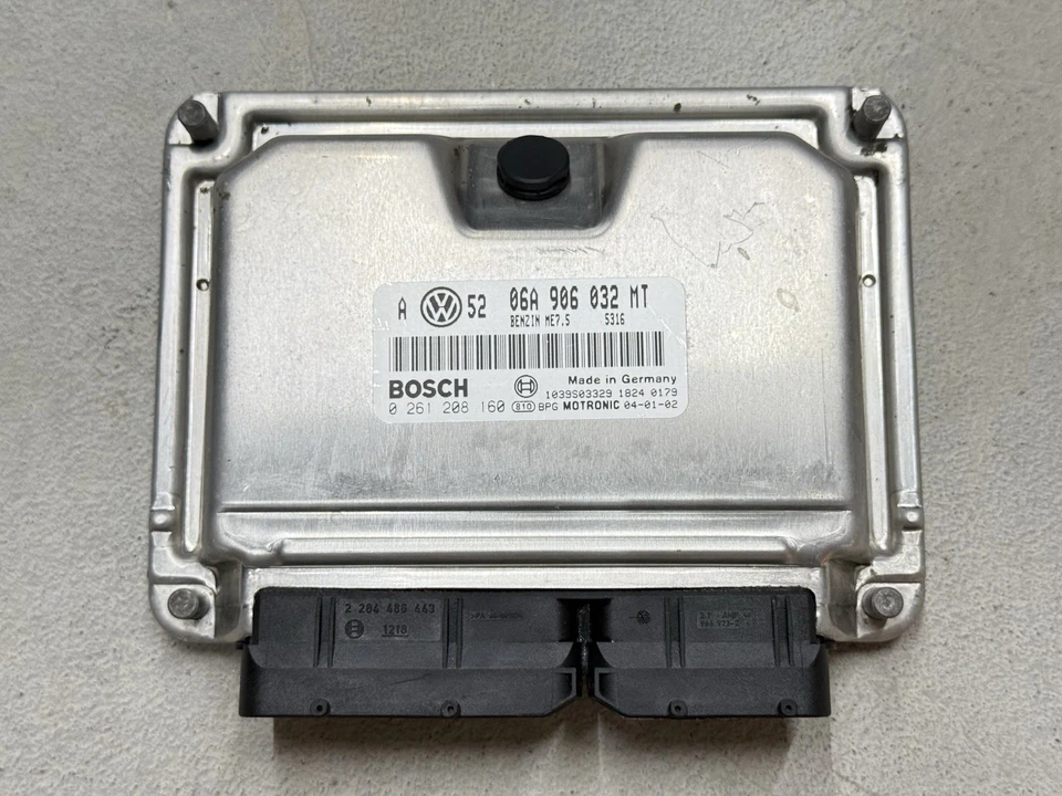 2003-2004 Volkswagen Golf 2.0L Engine Computer ECU ECM 06A906032MT PROGRAMMED - Image 2 of 4