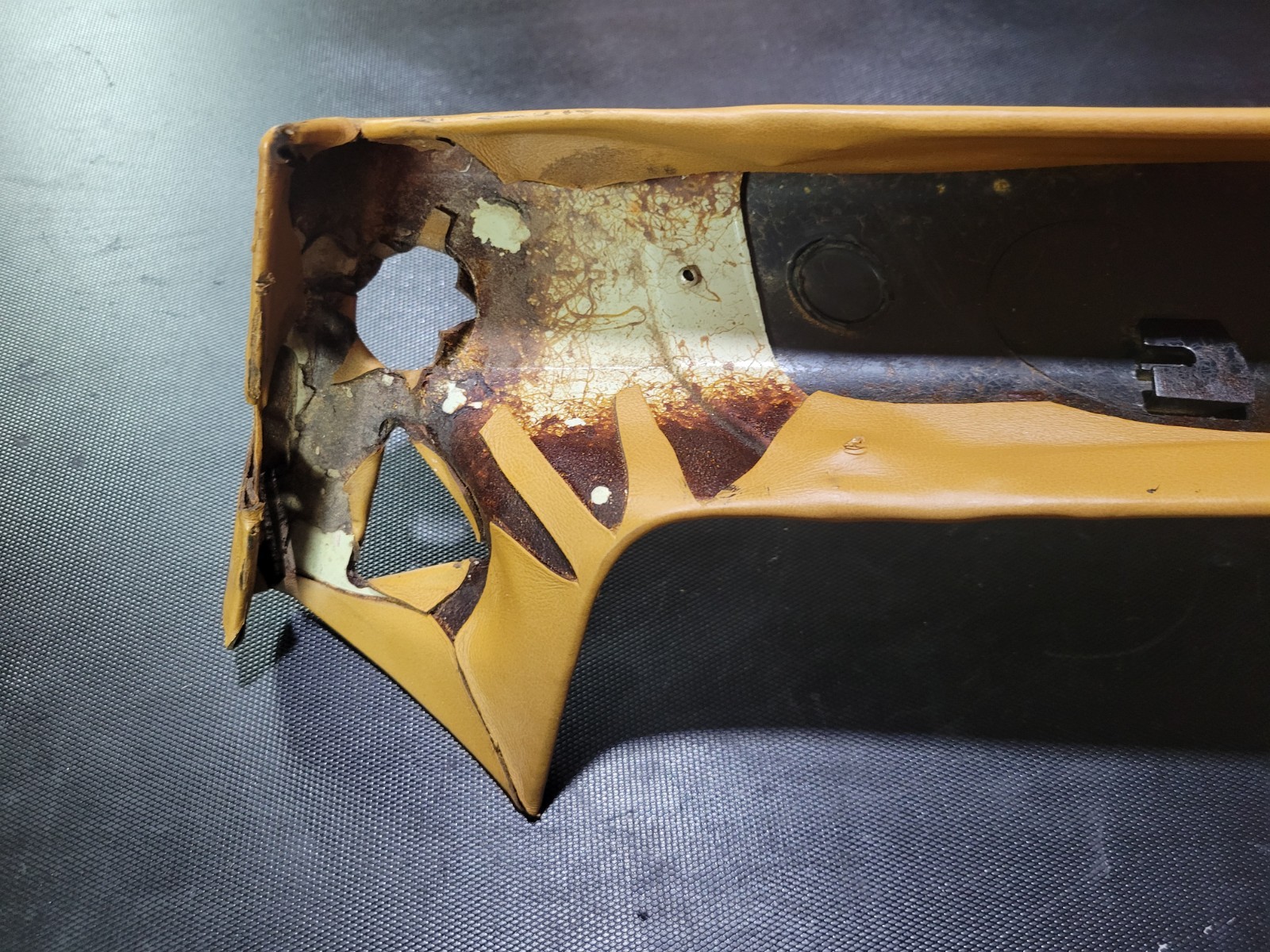 Driver Left Front A-Pillar A Pillar Leather Tan ginger Chrysler TC Maserati Oem