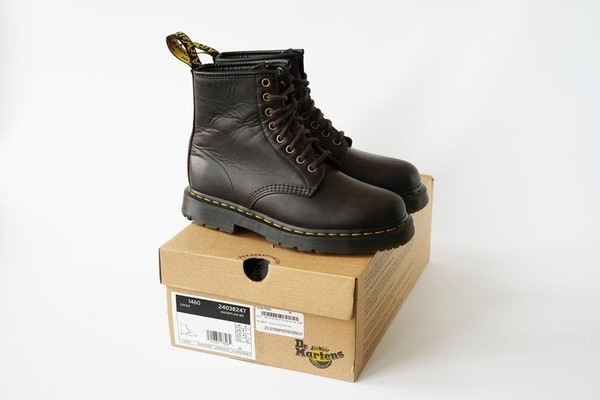 Women Dr. Martens Boots Black Leather 39 #3KSY