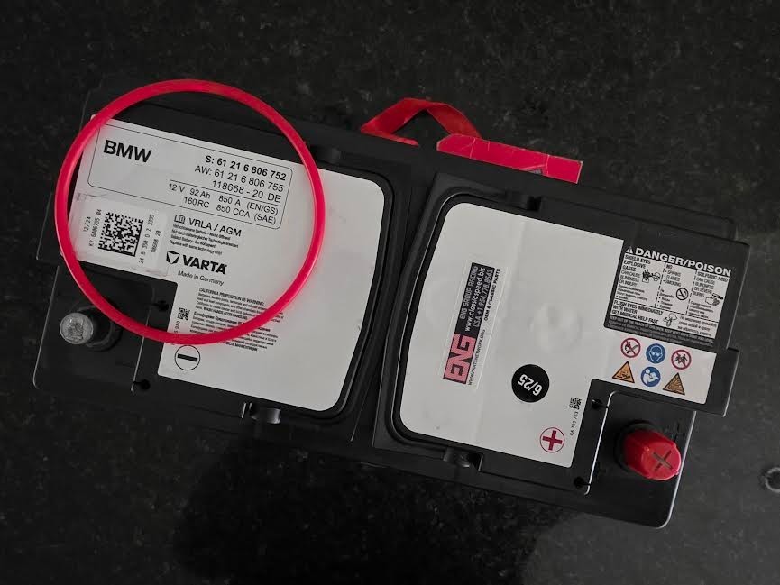 OEM 2024 AGM BMW Battery 12V 92Ah 850A 61216806752 = 61212353812
