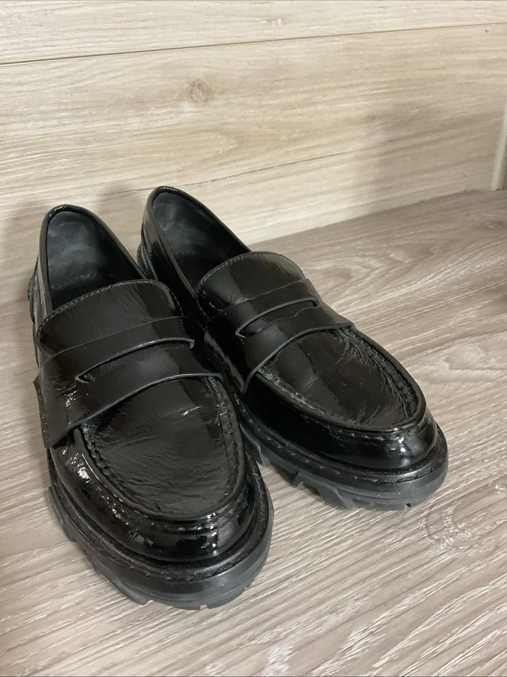 Rag & Bone Shiloh Black Patent Leather Loafers 37.5 7 Academia Lug Sole 90s Y2K - Image 4 of 4
