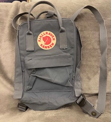 Fjällräven Kanken Mini Grey mit Sitzpolster - Bild 1 von 3