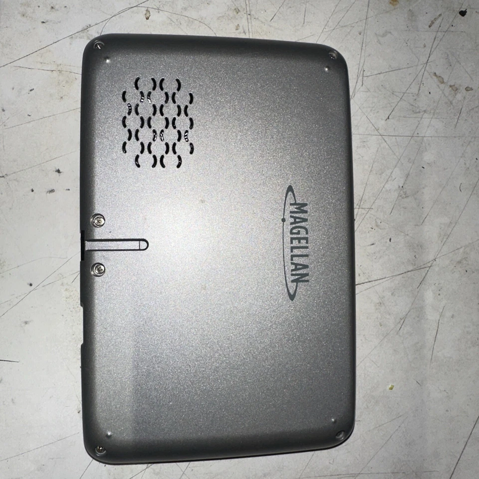 Magellan RoadMate 5120-LMTX - used With Power Adapter Bundle - Image 3 of 4