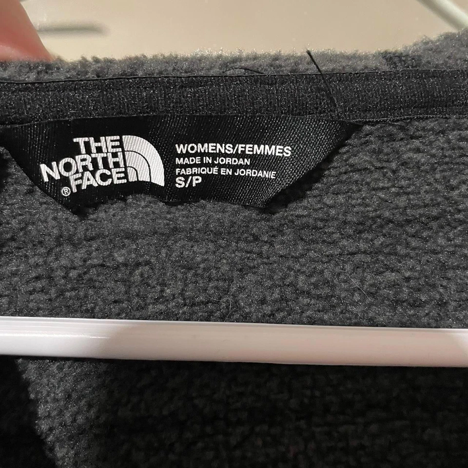 Sudadera con capucha negra con cremallera The North Face #TheNorthFace Foto 2 de 2