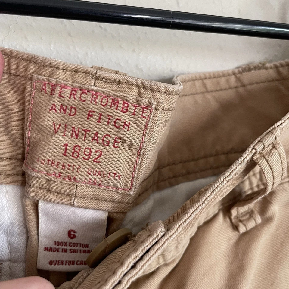 Vintage Y2K Abercrombie And Fitch Low Rise Mini Khaki Shorts Size 6 - Image 4 of 4