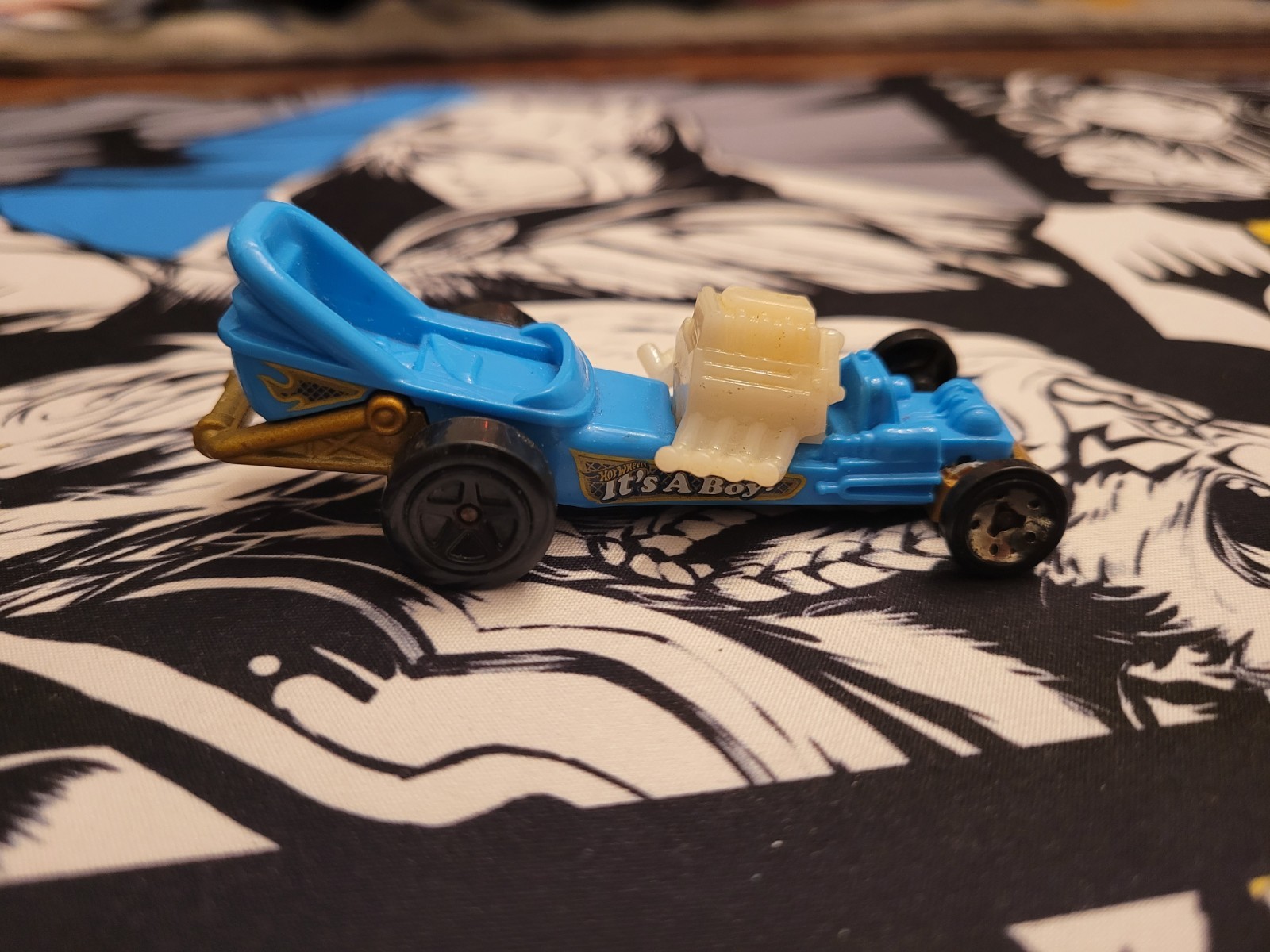 2018 HOT WHEELS DIAPER DRAGGER IT'S A BOY BLUE 1:64 DIECAST DRAGSTER RACE CAR
