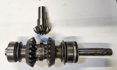 Lower Unit Gear Parts Evinrude Johnson 60's 33hp 312867 381810 312869 305105