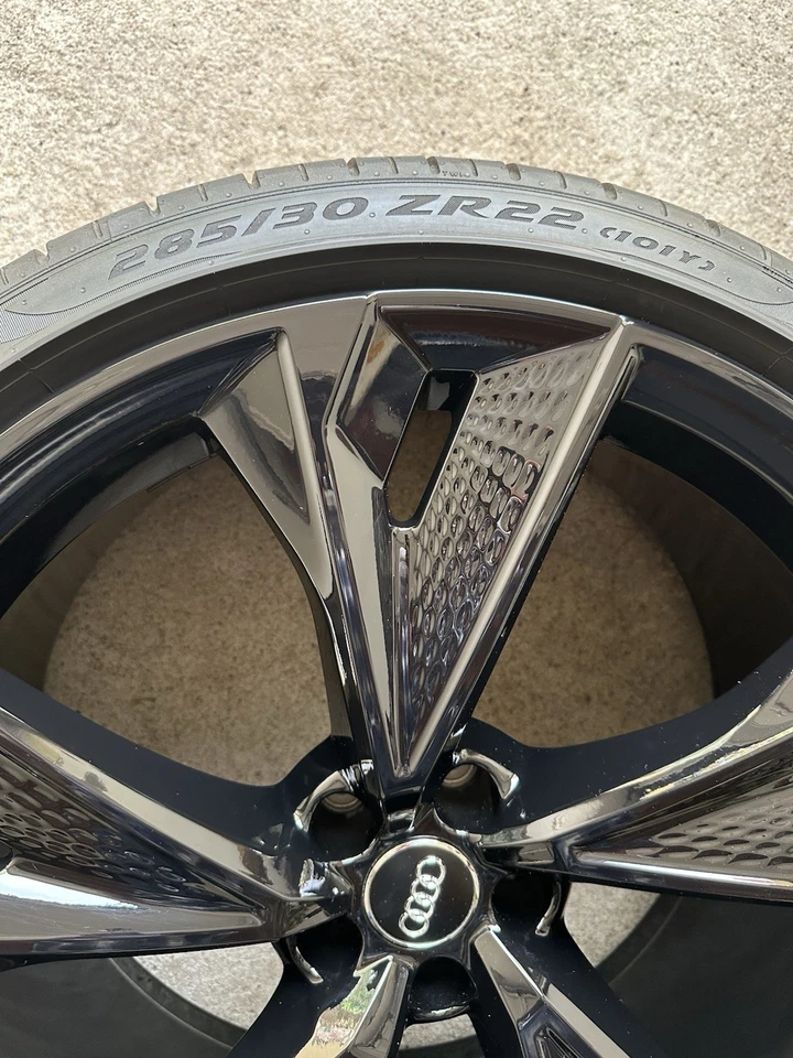 22 Zoll Audi  Sommerreifen RS6 RS7 4K F2 C8 Q7  4K0601025 BC  Wie Neu - Bild 4 von 4