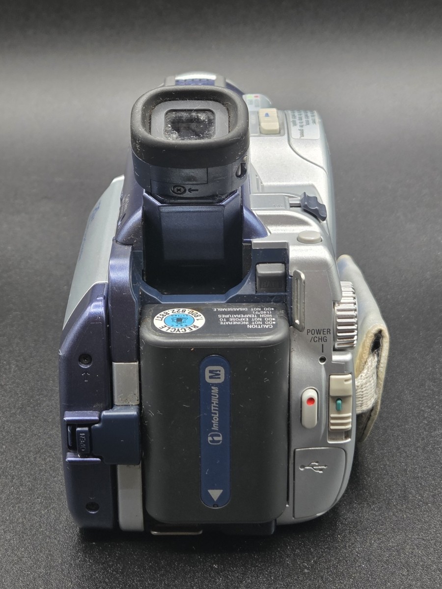 Sony DCR-DVD300 Handycam Digital Video Camera Recorder
