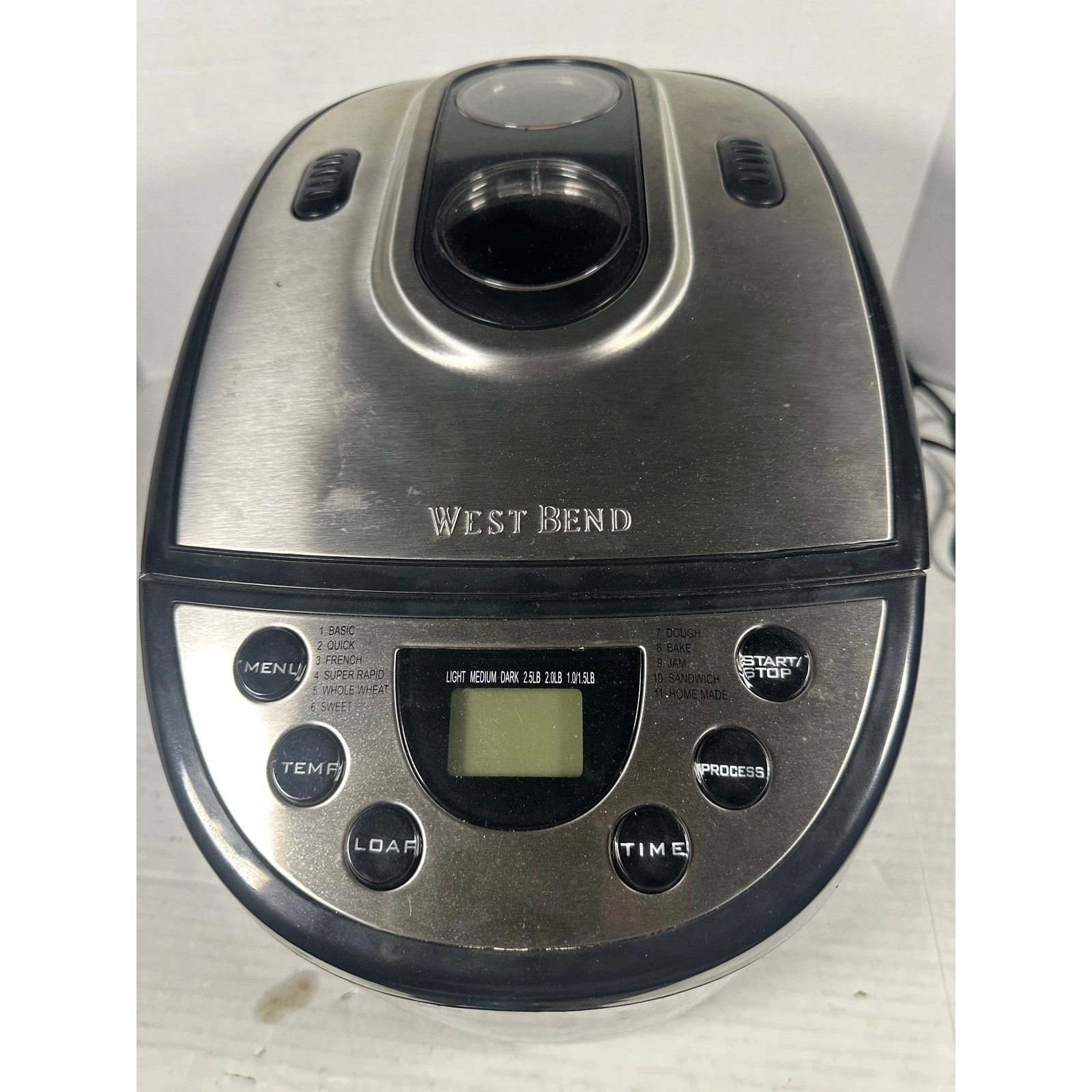 West Bend 41300 Bread Maker Black Stainless Steel 2.5lb Dual Paddle 11 Settings
Opens in a new windo