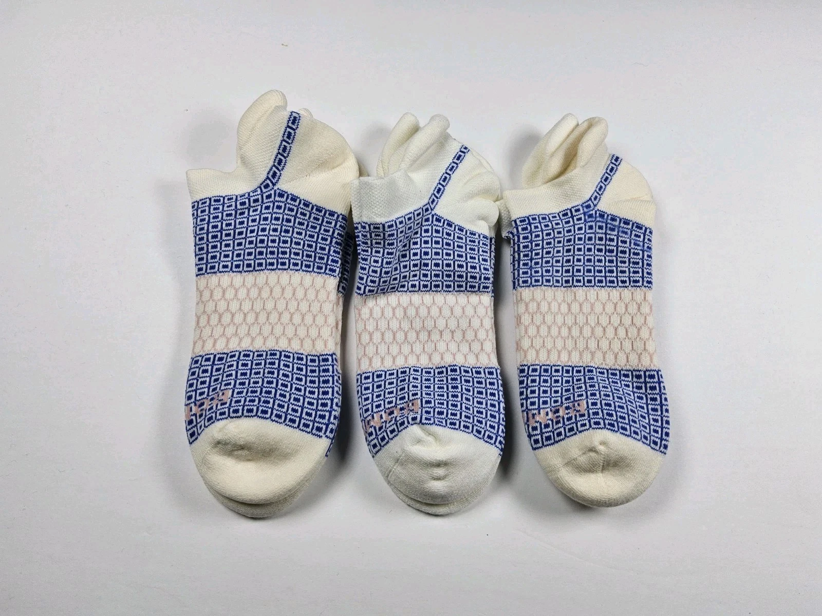 Bombas Pattern Athletic Ankle Socks Lot Of 3 Pairs Size M