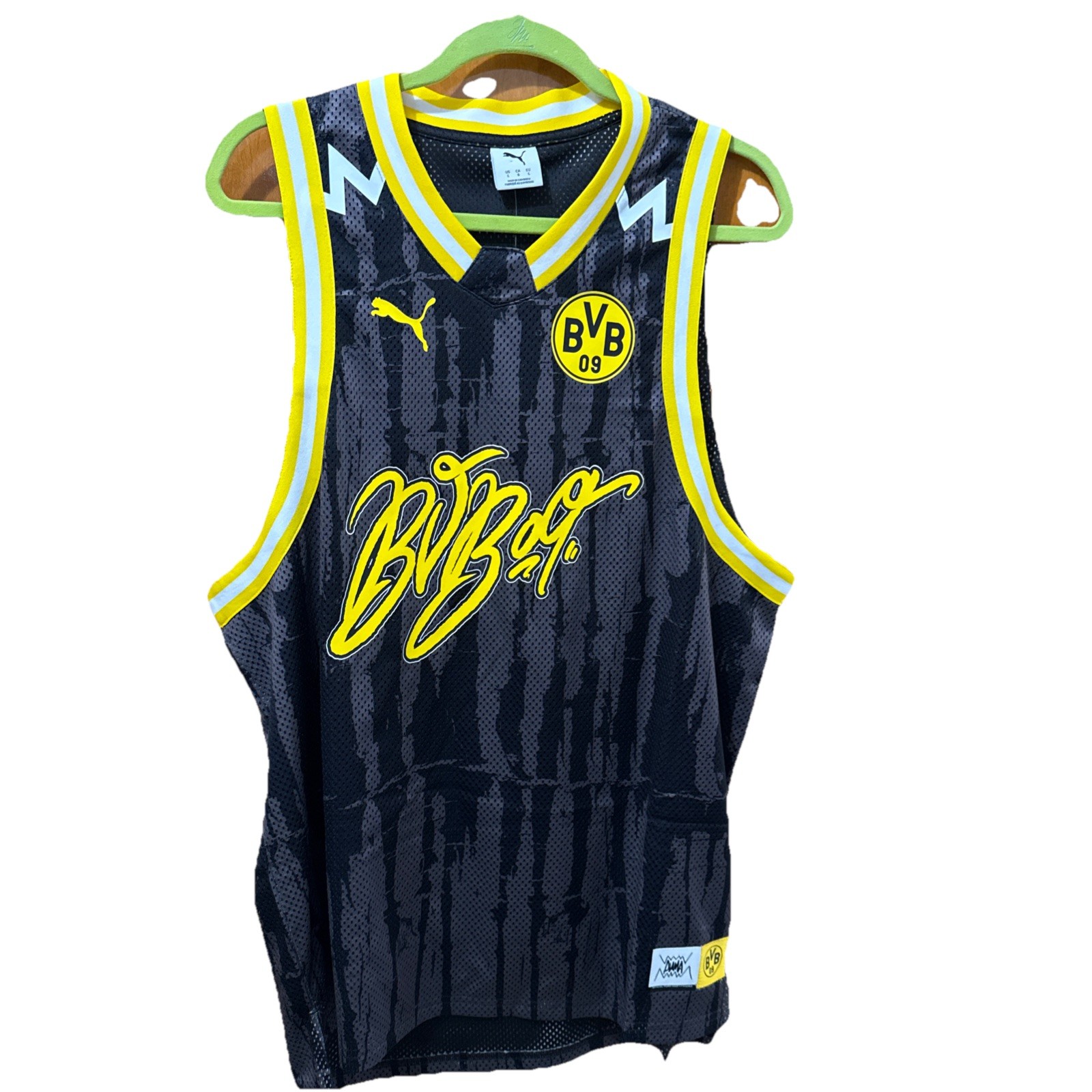 Puma Black Borussia Dortmund BVB CWC Hoops Basketball Jersey Sz Large 634343-01