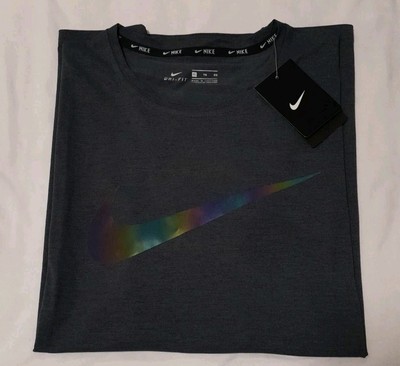 Nike Dri-FIT Technology - Baumwolle - Rundhalsausschnitt 