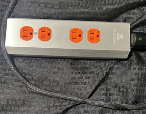 Silver Jactionlor AC Power Distributor 4 Outlet