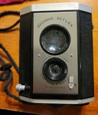 Vintage Eastman Kodak Baby Brownie Reflex Camera - UNTESTED