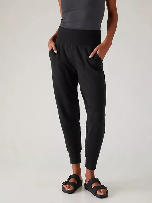 Athleta SP S PETITE Coaster Luxe Jogger, Black SOFT Yoga Pants