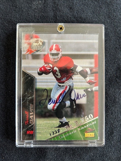 Terrell Davis  Certified Auto Card /2750 On Card Autograph