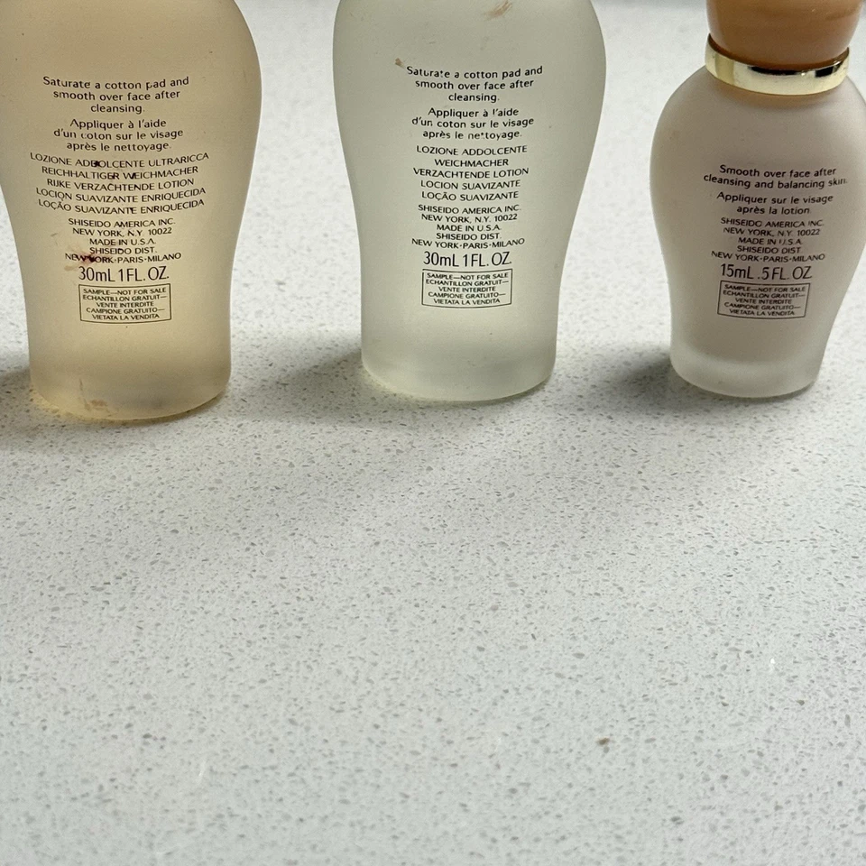 Juego de emulsión revitalizante suavizante equilibrante enriquecido Shiseido Benefiance Foto 3 de 3