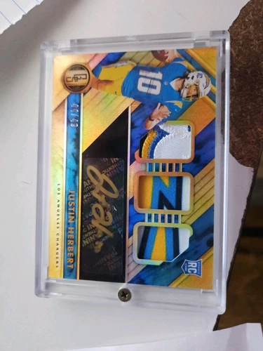 2020 gold standard justin herbert Rookie Patch Auto Card 42/49