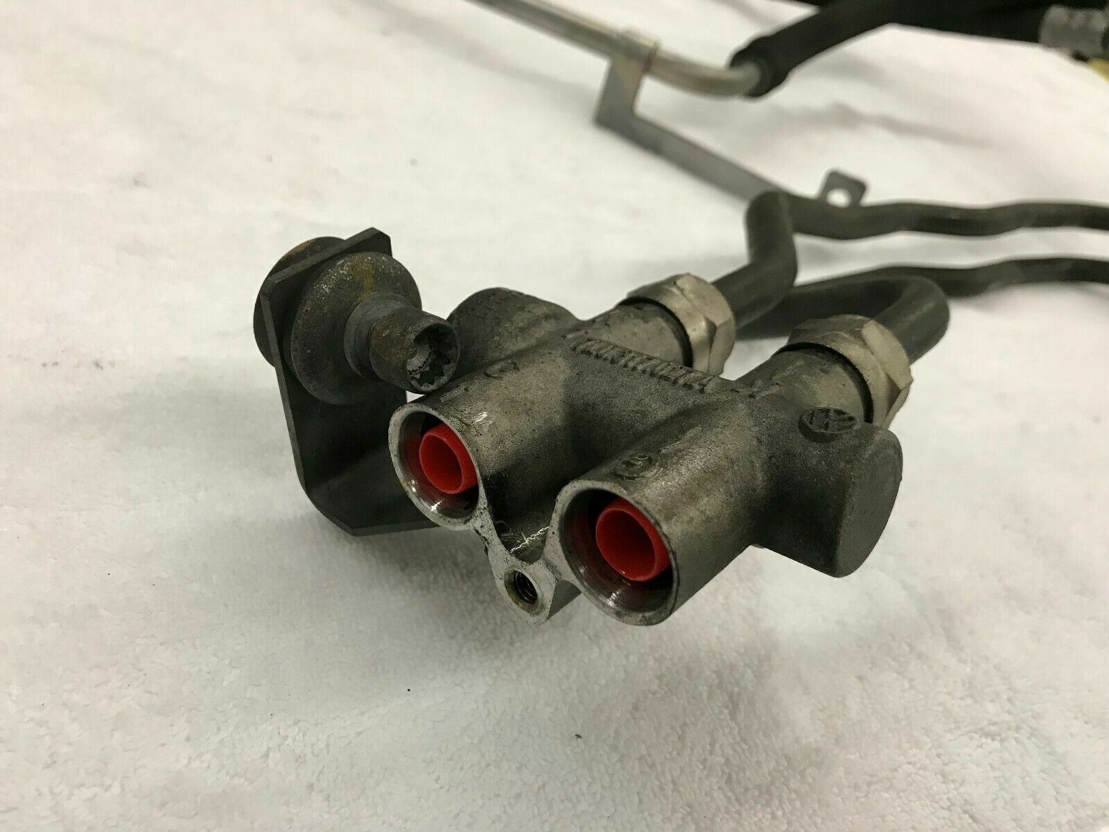 LAMBORGHINI GALLARDO LP570 TEMPERATURE REGULATOR OIL COOLER PIPE OEM 7L0317027A