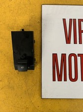 Vauxhall Meriva B Window Switch Mk2 Astra J Nearside Passengers Front 13301886