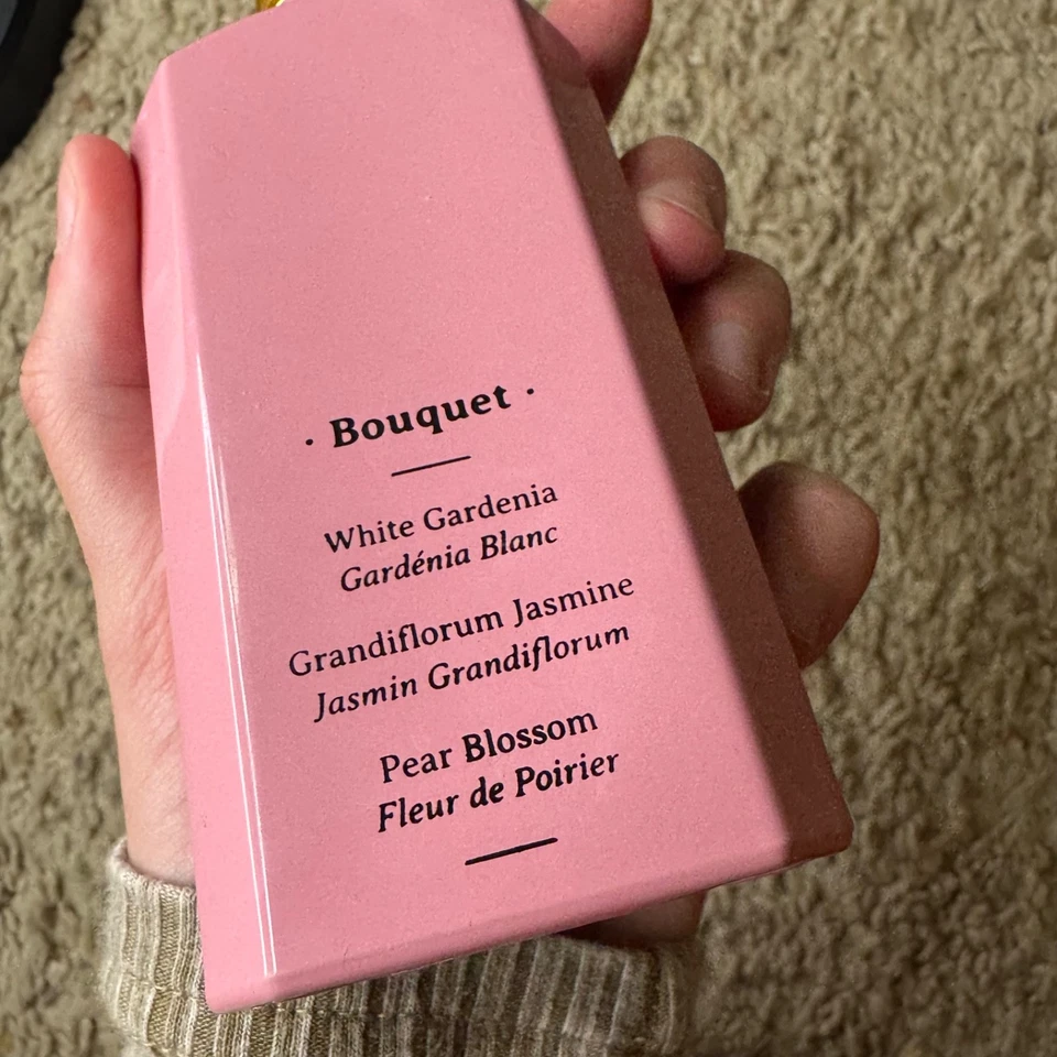 Gucci Flora Eau de Parfum 3.5oz - una lujosa fragancia unisex notas de jazmín Foto 3 de 4