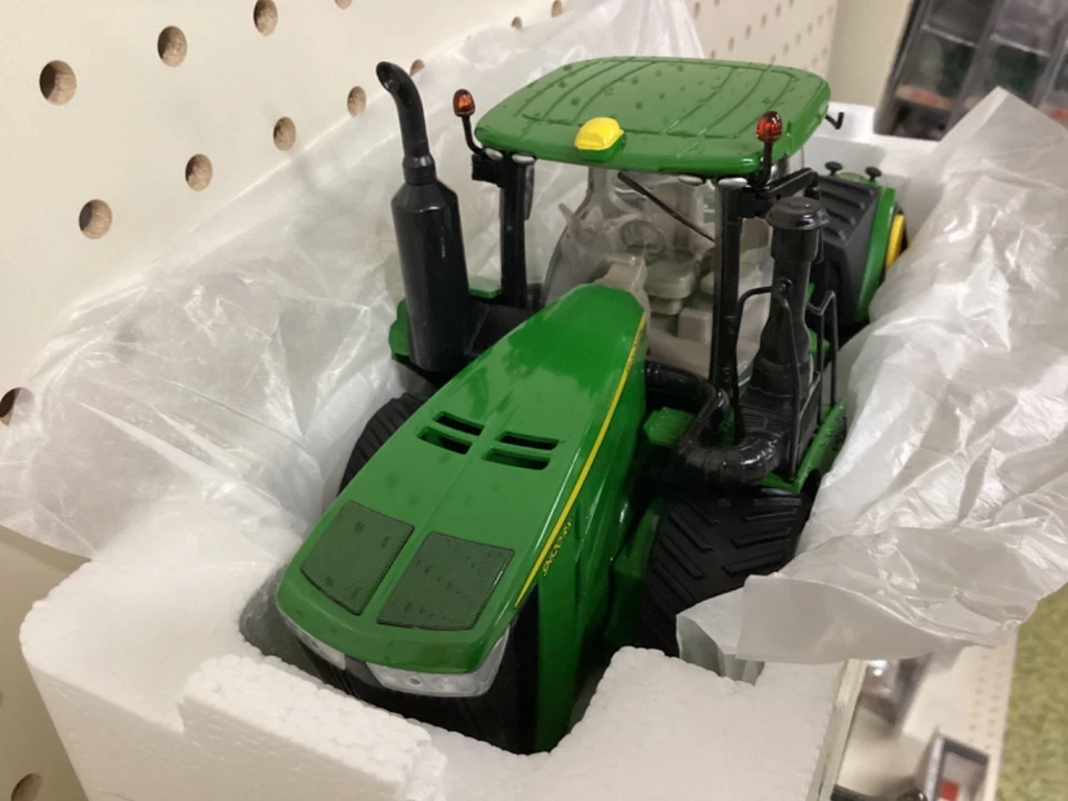 1:32 Wiking 9620RX John Deere w/ tracks - Image 4 of 4