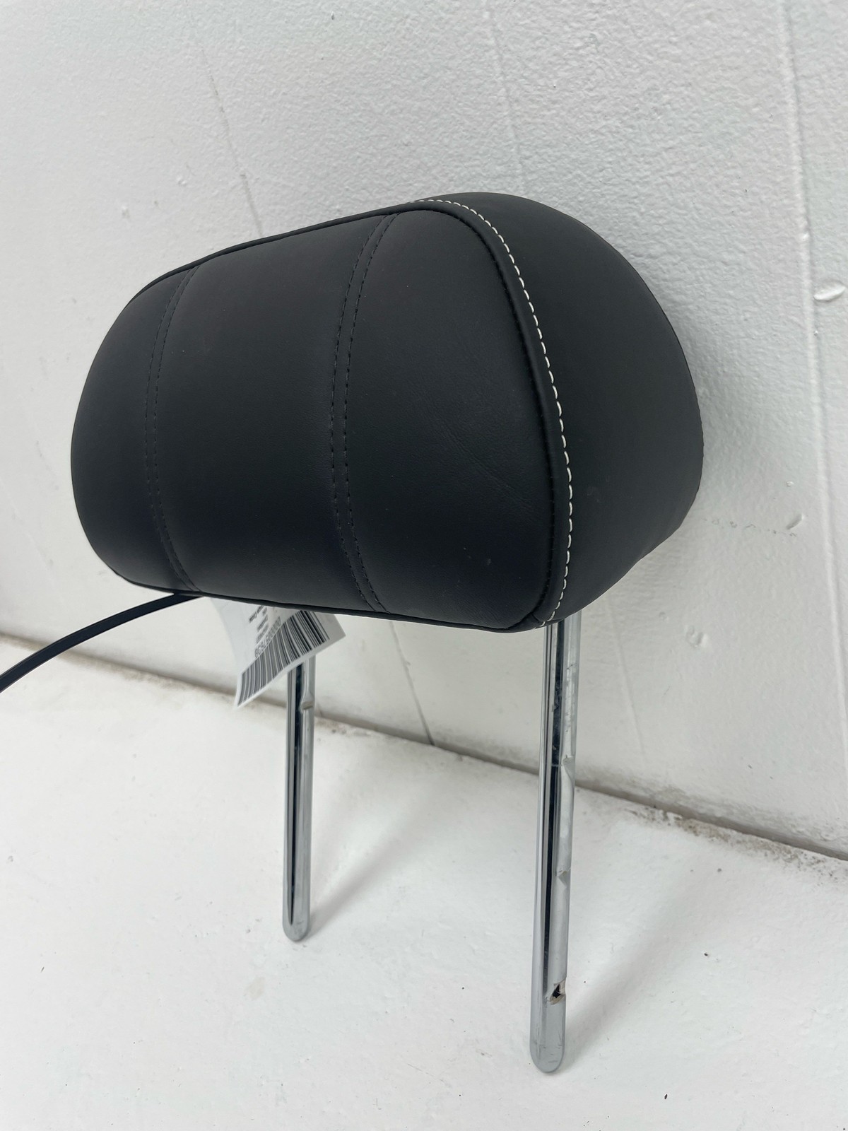 2015-2020 BENTLEY BENTAYGA OEM Rear Left Head Rest Beluga Black Leather