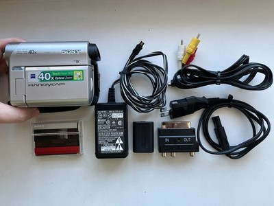 Sony Handycam DCR-HC51 PAL Mini DV Tape Camcorder Video Camera (TESTED) *battery