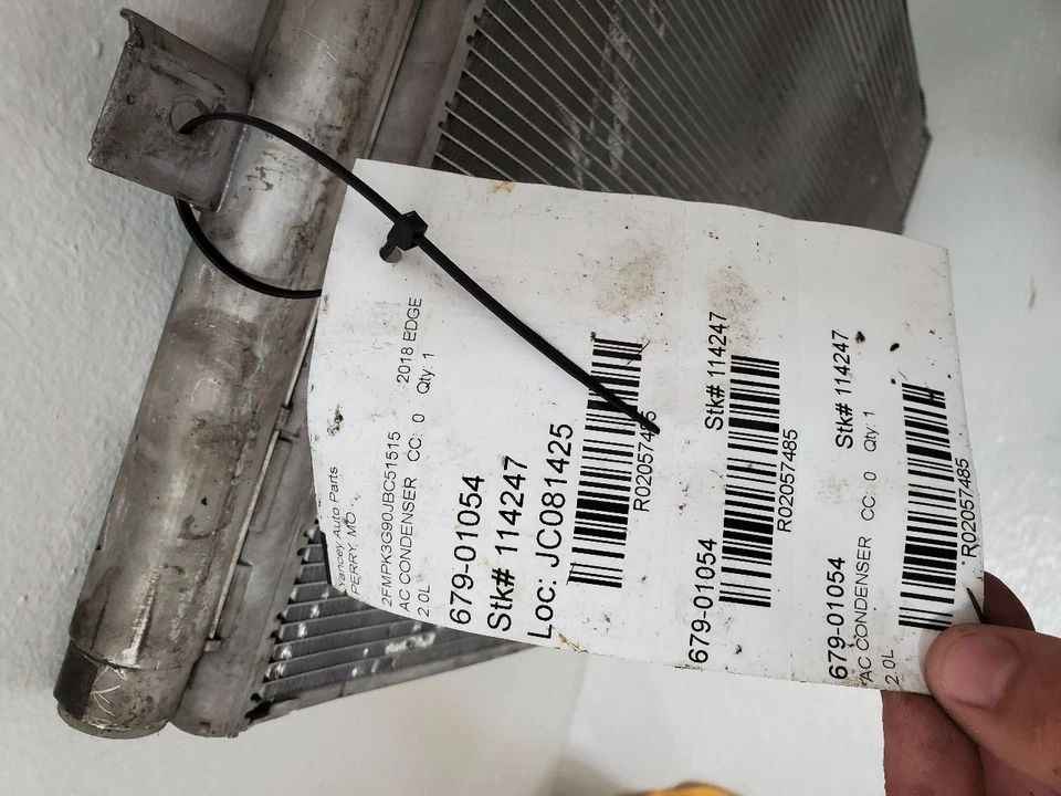 2015 2016 2017 2018 Ford Edge AC condensador turbo  - Imagem 2 de 4