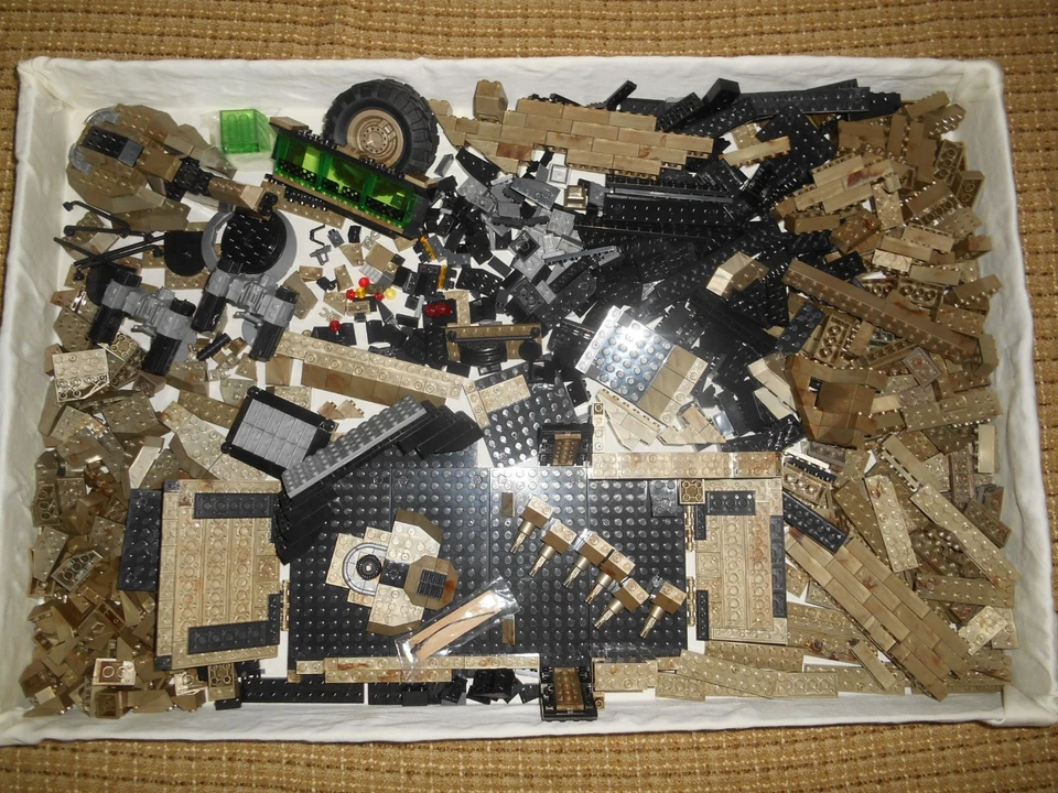 Mega Bloks Halo UNSC Mammoth 97174 - Incomplete - For Parts - Image 2 of 4